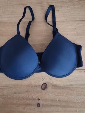 💙NEW - Plunge T-Shirt Bra in Medium Blue Color